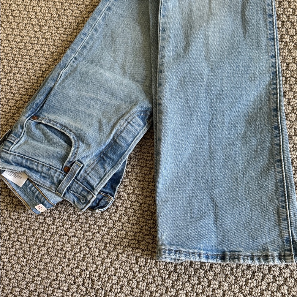 Levis Ribcage Bootcut Jeans - Picture 6 of 6